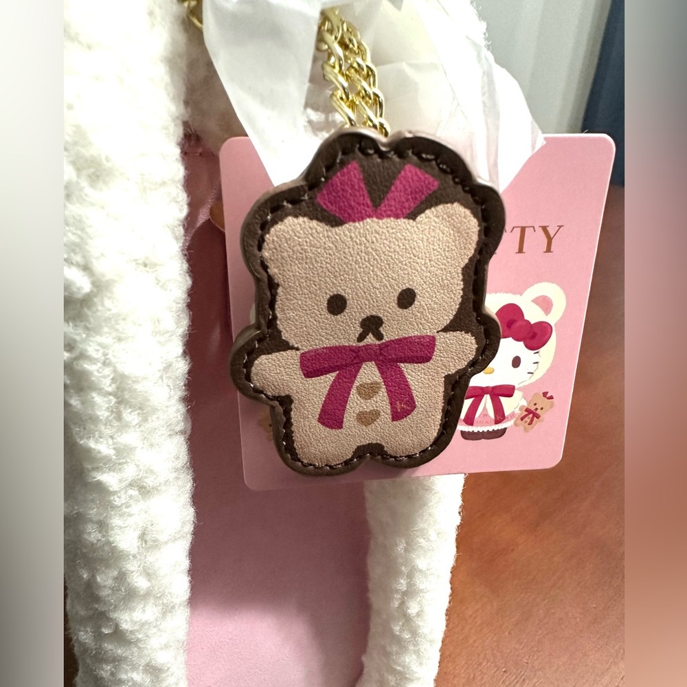 Sanrio Hello Kitty & Mimi Crossbody Bag - Picture 5 of 10